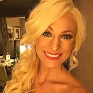 Meet your Posher, Cayla